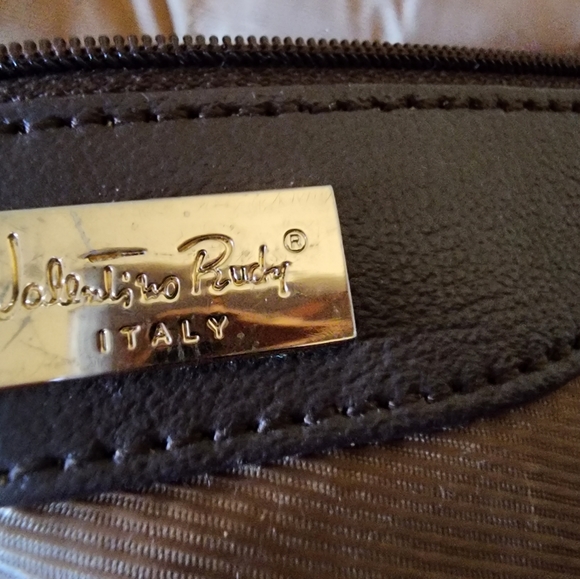 Handbag - Picture 15 of 16